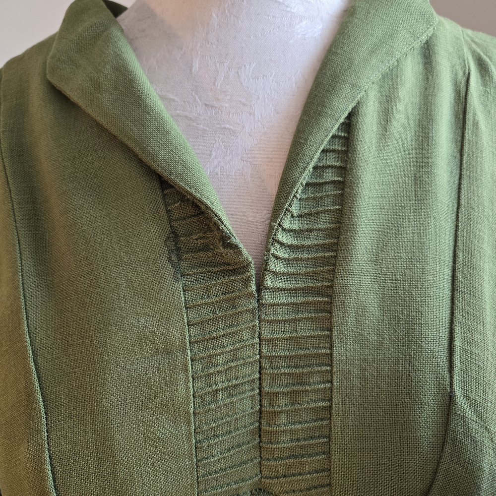 Elegant Green Women's Dress - Picture 5 of 6